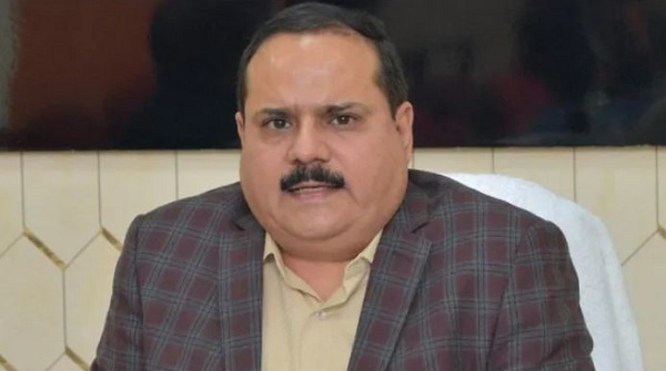 यूपी की वोटर लिस्ट में गड़बड़ी की पुष्टि, सभी 75 जिलों से 48 घंटे में रिपोर्ट तलब, अधिकारियों पर कार्रवाई तय 